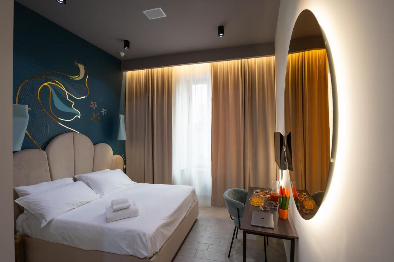 Piezz' E Sole Hotel Napoli Ngoại thất bức ảnh