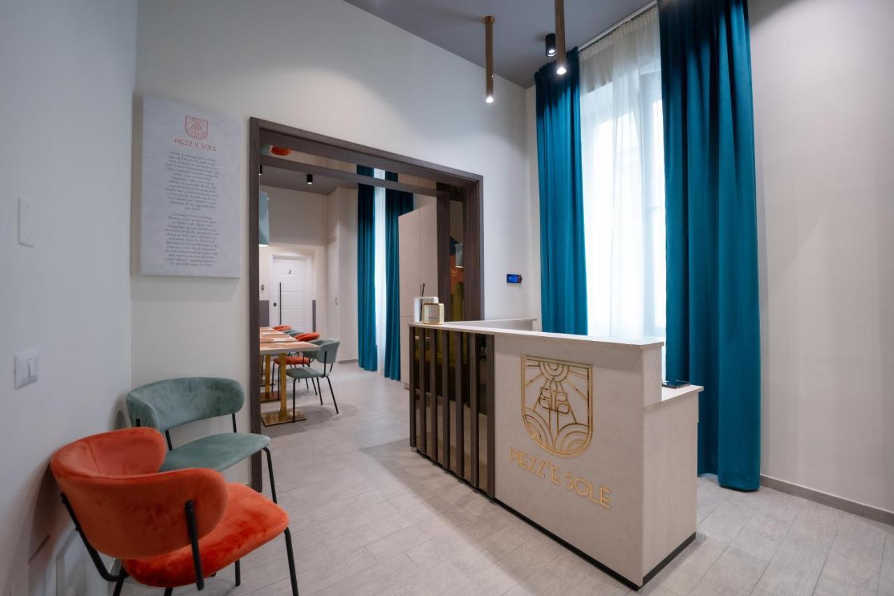 Piezz' E Sole Hotel Napoli Ngoại thất bức ảnh