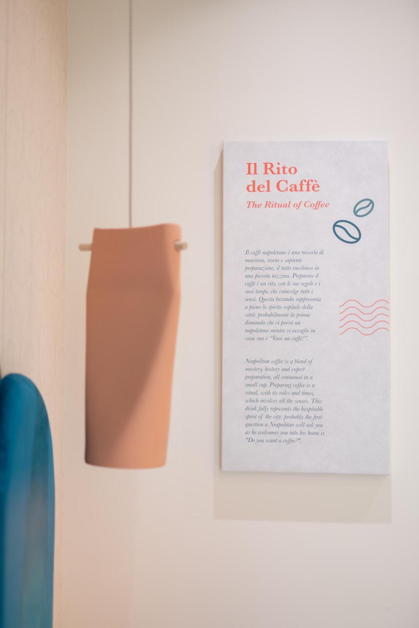 Piezz' E Sole Hotel Napoli Ngoại thất bức ảnh